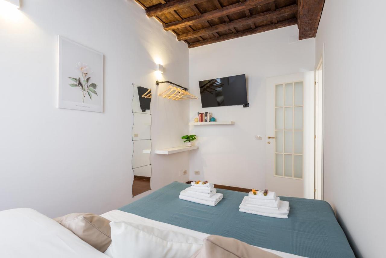 Appartamento Via Dei Serpenti โรม ภายนอก รูปภาพ