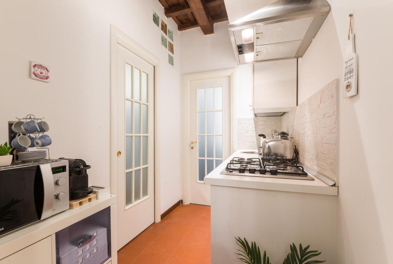 Appartamento Via Dei Serpenti โรม ภายนอก รูปภาพ